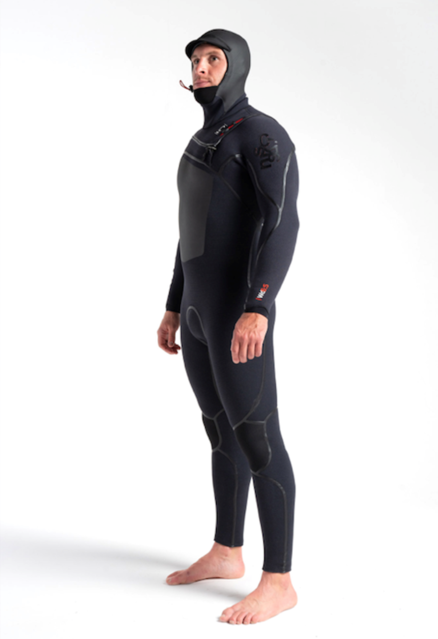C-SKINS WIRED+ 6/5 HOODED SCHWARZ
