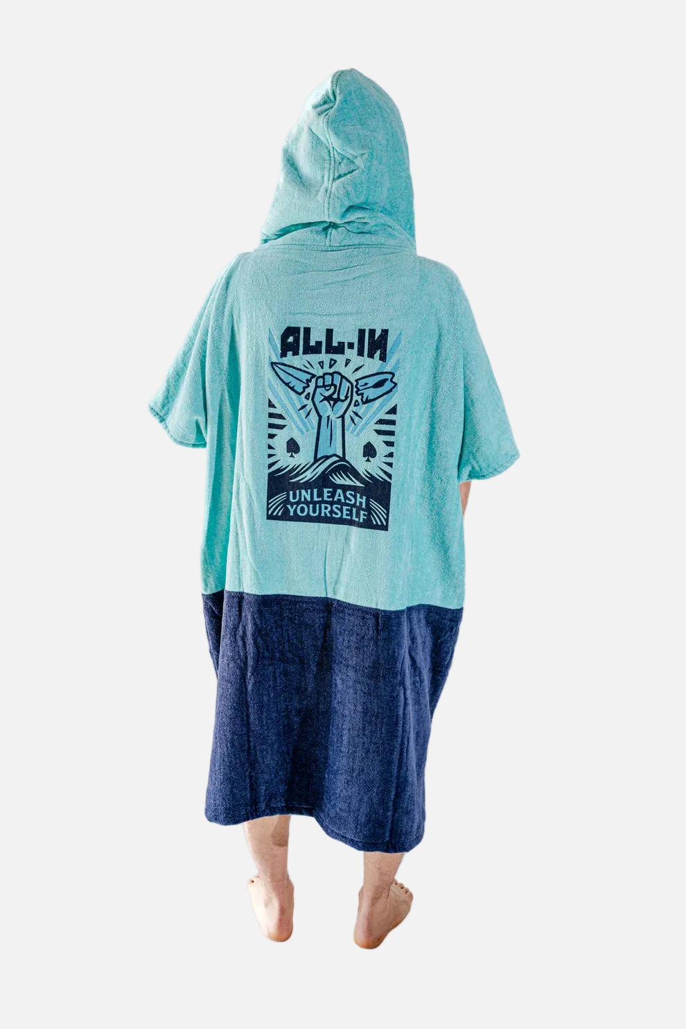 Beach Crew V Poncho Unleash